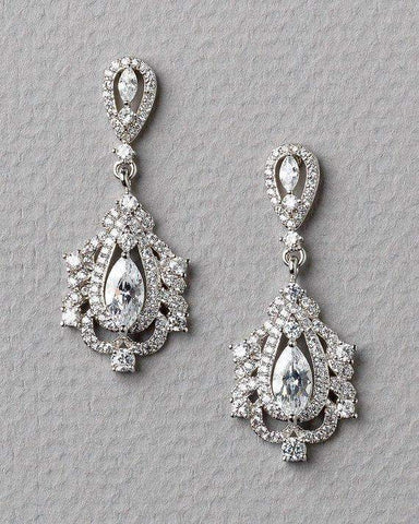 Elizabeth Pearl Crystal Earings