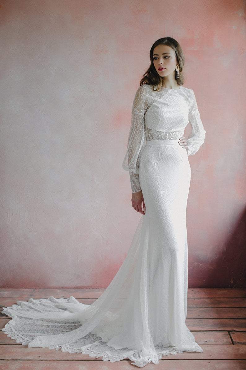 Sparkling Lace Wedding Dress in Fitted Mermaid Style - Maven Flair